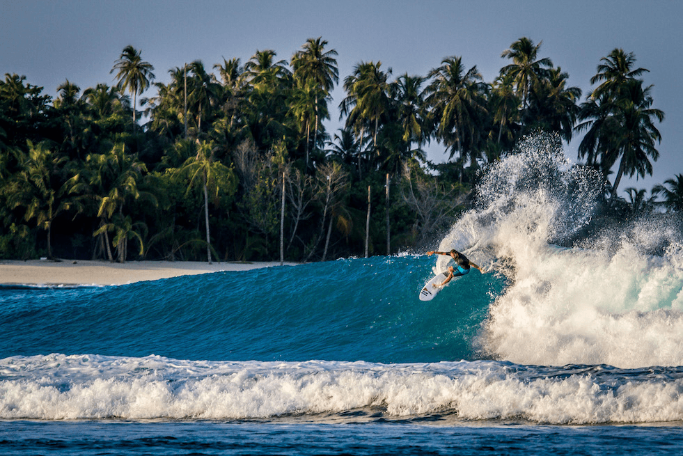 Mentawai waves